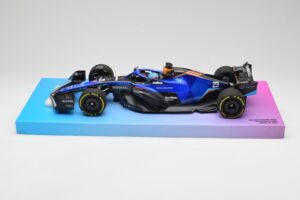 Williams FW44 #23 A. Albon Miami GP 2022 Minichamps 1:18 147220523 Metaal