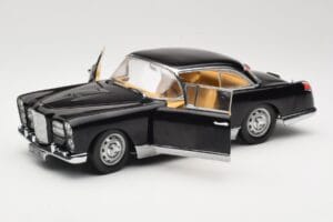 Facel Vega HK500 Zwart Sun Star 1:18 3751 Metaal — afbeelding 2 van 8