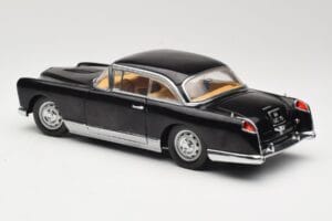 Facel Vega HK500 Zwart Sun Star 1:18 3751 Metaal — afbeelding 7 van 8