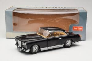 Facel Vega HK500 Zwart Sun Star 1:18 3751 Metaal — afbeelding 8 van 8