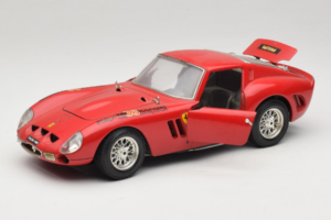 Ferrari 250 GTO Rood Bburago 1:18 B003 Metaal — afbeelding 2 van 8