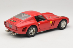 Ferrari 250 GTO Rood Bburago 1:18 B003 Metaal — afbeelding 3 van 8