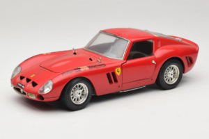 Ferrari 250 GTO Rood Bburago 1:18 B003 Metaal