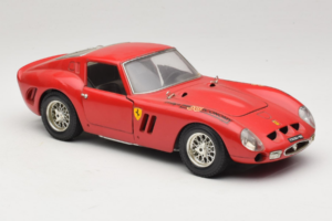 Ferrari 250 GTO Rood Bburago 1:18 B003 Metaal — afbeelding 6 van 8