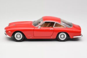 Ferrari 250 GT Berlinetta SWB Rood Hot Wheels 1:18 B6053 Metaal — afbeelding 4 van 8