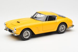 Ferrari 250 GT SWB Geel CMC 1:18 M-054 Metaal