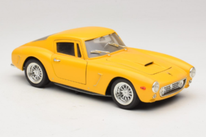 Ferrari 250 GT Berlinetta Geel Jouef Evolution 1:18 301200 Metaal — afbeelding 6 van 8