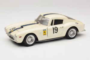 Ferrari 250 GT SWB Berlinette #19 Tour de France Automobile 1961 Eagles Race 1:18 6500 Metaal