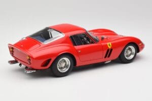 Ferrari 250 GTO London Show Rood CMC 1:18 M-256 Metaal — afbeelding 2 van 6