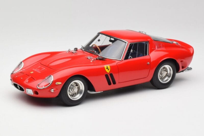 Ferrari 250 GTO London Show Rood CMC 1:18 M-256 Metaal