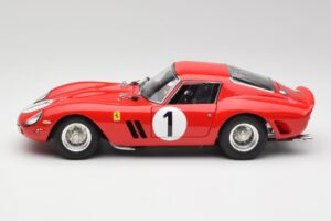 Ferrari 250 GTO #1 P. Rodriguez / W. Mairesse Paris 1000km 1962 CMC 1:18 M-254 Metaal — afbeelding 3 van 6
