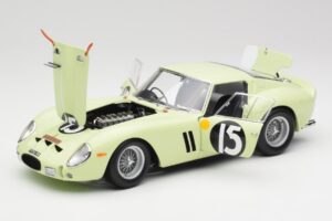 Ferrari 250 GTO #15 S. Moss / I. Ireland Goodwood Tourist Trophy Winner 1962 Kyosho 1:18 08438C Metaal — afbeelding 2 van 8