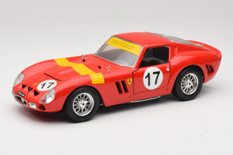 Ferrari 250 GTO #17 Bburago Sammlerborse Rood Bburago 1:18 3007-P1 Metaal