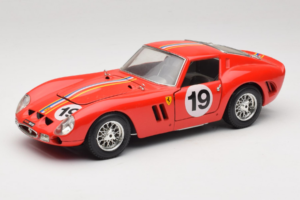 Ferrari 250 GTO #19 Rood Strepen 1962 Bburago 1:18 3011-P3 Metaal