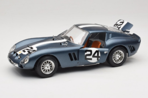 Ferrari 250 GTO #24 Blauw Witte Streep 1962 Bburago 1:18 3011-B2 Metaal — afbeelding 2 van 8