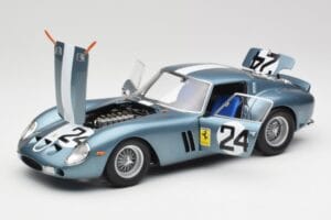 Ferrari 250 GTO #24 P. Rodriguez 12 Hours of Sebring GT3.0 Winner 1962 Kyosho 1:18 08438D Metaal — afbeelding 2 van 8