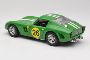 Ferrari 250 GTO #26 Groen Witte Strepen 1962 Bburago 1:18 3011-G3 Metaal — afbeelding 7 van 8