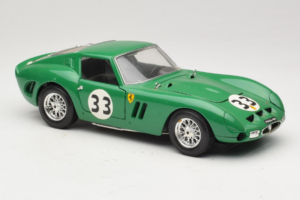 Ferrari 250 GTO #33 Groen Bburago 1:18 3011-G1 Metaal — afbeelding 6 van 8