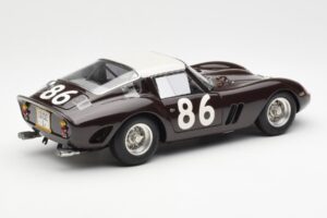Ferrari 250 GTO #86 Targa Florio 1962 CMC 1:18 M-156 Metaal — afbeelding 2 van 6