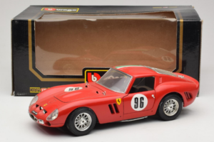 Ferrari 250 GTO #96 Rood Italiaanse Vlag 1962 Bburago 1:18 3011-P2 Metaal — afbeelding 8 van 8