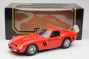 Ferrari 250 GTO Rood Bburago 1:18 3011 Metaal — afbeelding 8 van 8