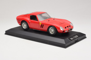 Ferrari 250 GTO Rood Replacement Stand Exclusive Cars 1:18 EC005 Metaal — afbeelding 6 van 8