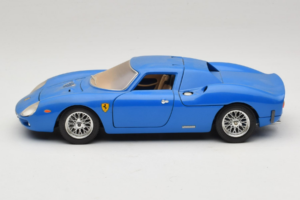 Ferrari 250 LM Blauw Bburago 1:18 3033-B1 Metaal — afbeelding 4 van 8