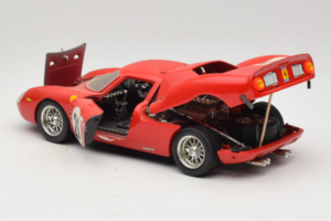 Ferrari 250 LM #21 M. Gregory / J. Rindt 24 Hours of Le Mans 1965 Bburago 1:18 3033-P2 Metaal — afbeelding 5 van 8