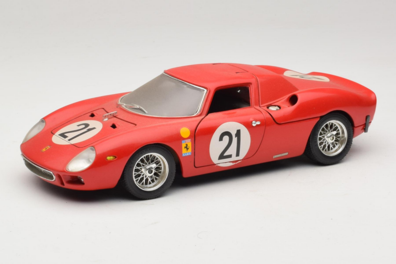 Ferrari 250 LM #21 M. Gregory / J. Rindt 24 Hours of Le Mans 1965 Bburago 1:18 3033-P2 Metaal