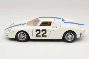 Ferrari 250 LM #22 Wit 1965 Bburago 1:18 3333-W1 Metaal — afbeelding 4 van 8