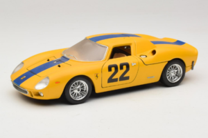 Ferrari 250 LM #22 Geel 1965 Bburago 1:18 3333-Y1 Metaal