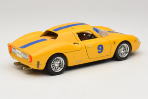 Ferrari 250 LM #9 Geel 1965 Bburago 1:18 3033-Y1 Metaal — afbeelding 3 van 8