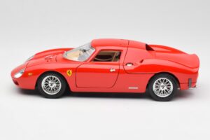 Ferrari 250 Le Mans Rood Bburago 1:18 3033 Metaal — afbeelding 4 van 8