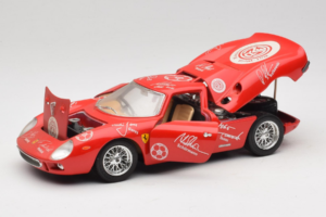 Ferrari 250 LM Rood Wit Essen Autographs Gelimiteerde Editie Bburago 1:18 3033-P4 Metaal — afbeelding 2 van 8