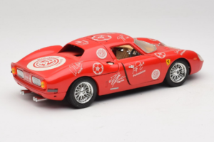 Ferrari 250 LM Rood Wit Essen Autographs Gelimiteerde Editie Bburago 1:18 3033-P4 Metaal — afbeelding 3 van 8