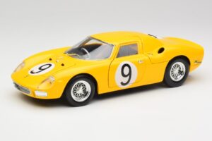 Ferrari 250 LM #21 M. Gregory / J. Rindt NART 24 Hours of Le Mans Winner 1965 Hot Wheels 1:18 25729 Metaal