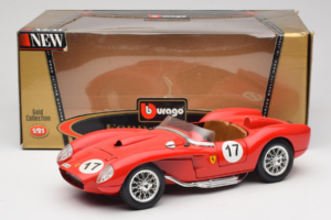 Ferrari 250 Testa Rossa #17 Rood 1957 Bburago 1:18 3007-R4 Metaal — afbeelding 8 van 8