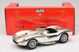 Ferrari 250 Testa Rossa Chrome Zilver Bburago 1:18 3007-C1 Metaal — afbeelding 8 van 8