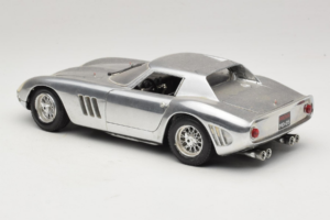 Ferrari 275 GTB Chrome Zilver Guiloy 1:18 B004 Metaal — afbeelding 7 van 8