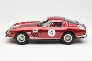 Ferrari 275 GTB/C #4 RAC Tourist Trophy 1966 CMC 1:18 M-213 Metaal — afbeelding 3 van 6