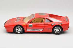 Ferrari 288 GTO #1 Rood 1984 Bburago 1:18 3027-P3 Metaal — afbeelding 4 van 8