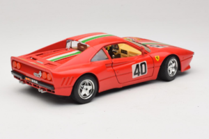Ferrari 288 GTO #40 Rood Italiaanse Vlag 1984 Bburago 1:18 3027-P1 Metaal — afbeelding 3 van 8