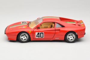 Ferrari 288 GTO #40 Rood Italiaanse Vlag 1984 Bburago 1:18 3027-P1 Metaal — afbeelding 4 van 8