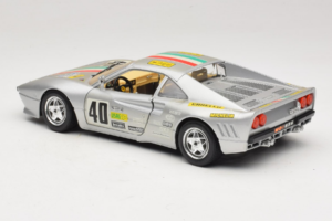 Ferrari 288 GTO #40 Zilver 1984 Bburago 1:18 3027-S1 Metaal — afbeelding 7 van 8
