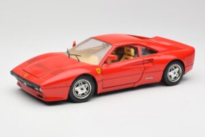 Ferrari 288 GTO Rood Bburago 1:18 3027 Metaal