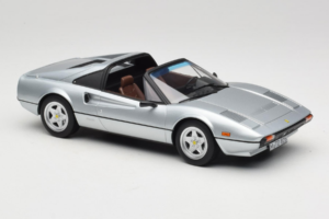 Ferrari 308 GTS Zilver Norev 1:18 187934 Metaal — afbeelding 5 van 7