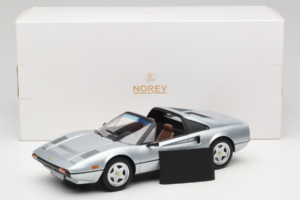 Ferrari 308 GTS Zilver Norev 1:18 187934 Metaal — afbeelding 7 van 7