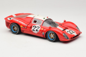 Ferrari 330 P4 #22 Scuderia Filipinetti Poor Condition 1967 Revell 1:18 48825-P1 Metaal — afbeelding 6 van 8