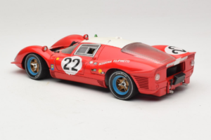 Ferrari 330 P4 #22 Scuderia Filipinetti Poor Condition 1967 Revell 1:18 48825-P1 Metaal — afbeelding 7 van 8