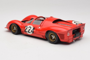 Ferrari 330 P4 #224 Rood 1967 Revell 1:18 48825-P2 Metaal — afbeelding 6 van 7